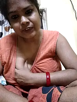 Snapshot of yoursweety09 chatting on 01/23/25, 04:15 yoursweety09 online show from 01/23/25, 04:15