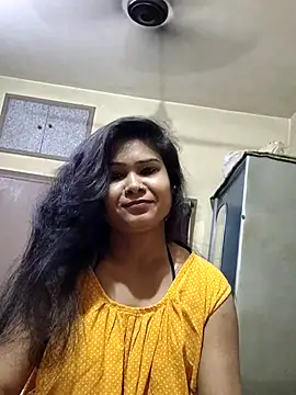 Snapshot of yoursweety09 chatting on 03/19/25, 01:43 yoursweety09 online show from 03/19/25, 01:43