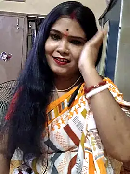 Snapshot of yoursweety09 chatting on 09/11/25, 01:55 yoursweety09 online show from 09/11/25, 01:55