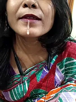 yoursweety09 online show from 10/16/25, 02:12