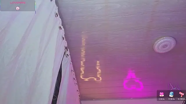 Laylafoxy tay online show from 11/20/25, 04:01