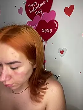 Snapshot of Im_Valen_Cute chatting on 02/16/25, 01:36 Im Valen Cute online show from 02/16/25, 01:36