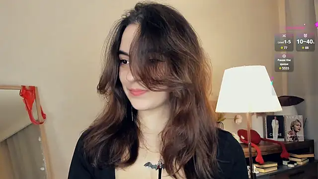 Snapshot of DracosMoon chatting on 11/01/25, 07:21 DracosMoon online show from 11/01/25, 07:21