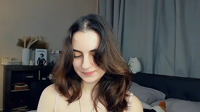 Snapshot of DracosMoon chatting on 11/11/25, 07:08 DracosMoon online show from 11/11/25, 07:08