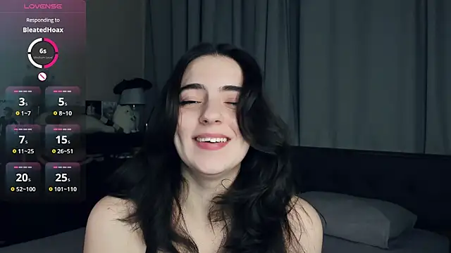 Snapshot of DracosMoon chatting on 11/26/25, 07:09 DracosMoon online show from 11/26/25, 07:09