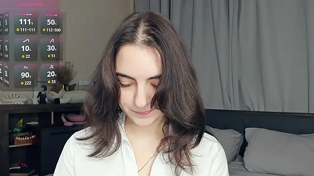 Snapshot of DracosMoon chatting on 12/02/25, 06:52 DracosMoon online show from 12/02/25, 06:52