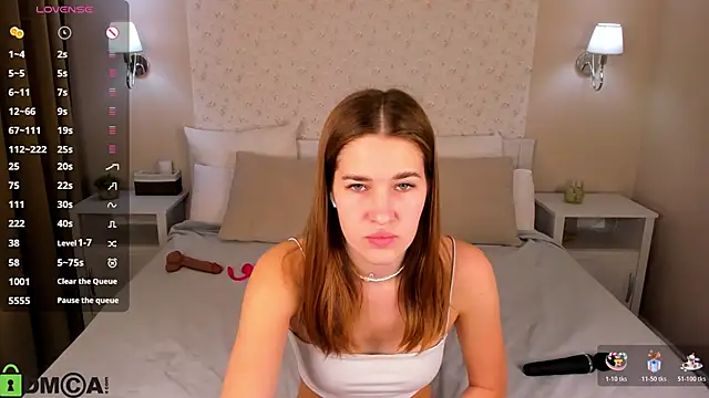 Snapshot of Jennifer_Wadee chatting on 11/17/25, 11:32 Jennifer Wadee online show from 11/17/25, 11:32