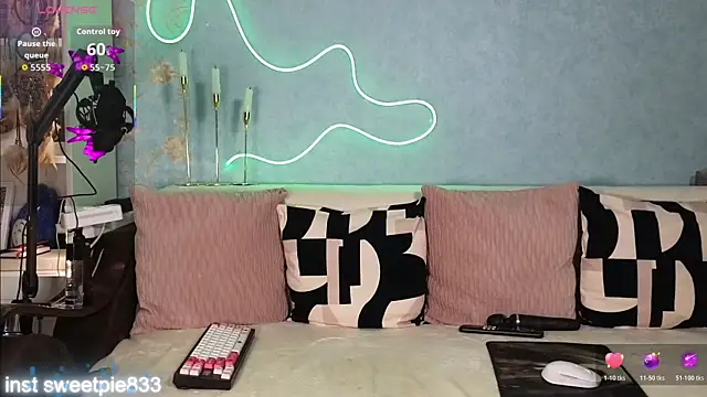 Anal Girl  online show from 11/08/25, 04:40