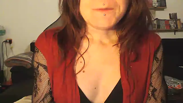 Snapshot of complicata_mente chatting on 12/24/24, 10:28 complicata mente online show from 12/24/24, 10:28