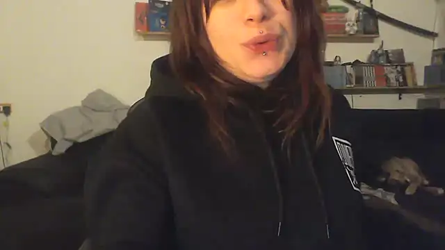 Snapshot of complicata_mente chatting on 01/19/25, 09:34 complicata mente online show from 01/19/25, 09:34