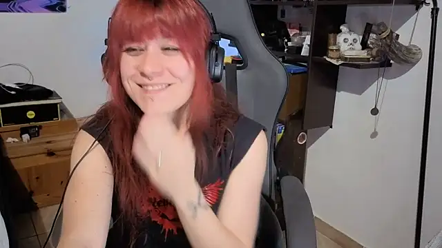 complicata mente online show from 11/03/25, 04:30