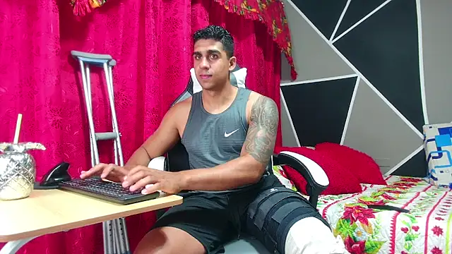 astrom greyy online show from 11/25/25, 10:32