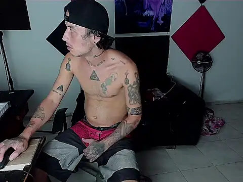 patrik tattoo  online show from 10/12/25, 09:14