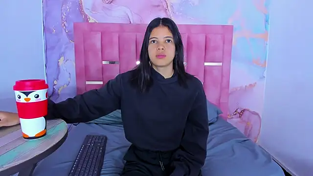 LizzMartin online show from 12/12/24, 07:04