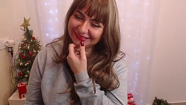 Genesisgems11  online show from 12/17/24, 09:39