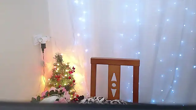 Genesisgems11  online show from 12/27/24, 07:18