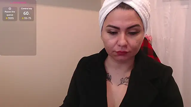 Genesisgems11  online show from 01/18/25, 03:42