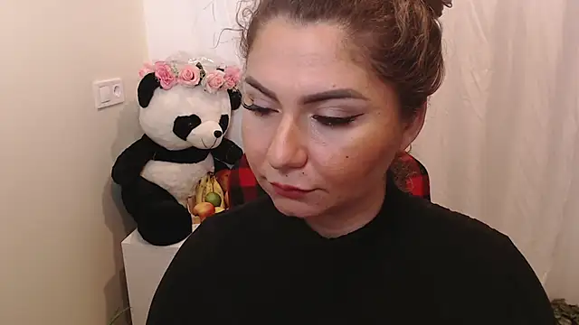 Genesisgems11  online show from 01/24/25, 05:42