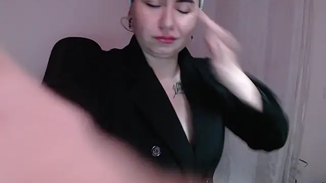 Genesisgems11  online show from 02/23/25, 05:45