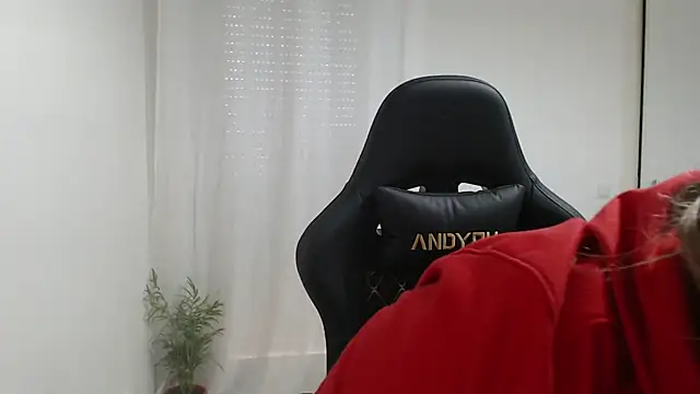 Genesisgems11  online show from 02/24/25, 08:17