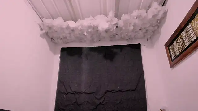 Lauu G online show from 11/06/25, 10:16