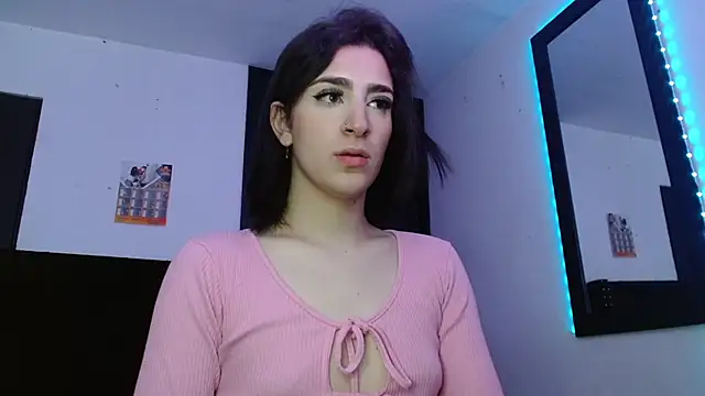 Snapshot of Triana_Damelio chatting on 11/07/25, 06:19 Triana Damelio online show from 11/07/25, 06:19