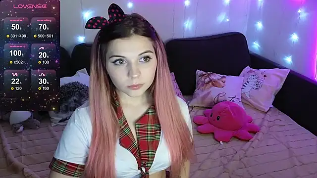 Snapshot of Kate_Legend chatting on 01/18/25, 01:08 Kate Legend online show from 01/18/25, 01:08