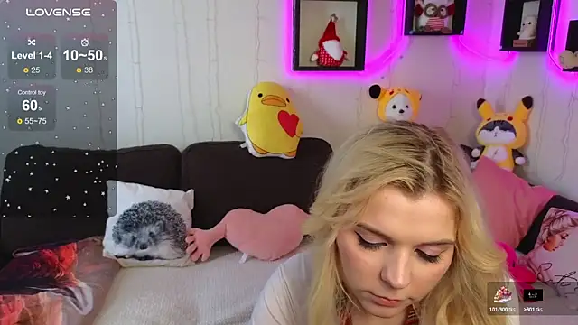 Snapshot of Kate_Legend chatting on 03/22/25, 05:06 Kate Legend online show from 03/22/25, 05:06