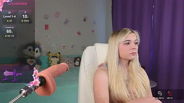 Snapshot of Kate_Legend chatting on 10/29/25, 03:31 Kate Legend online show from 10/29/25, 03:31