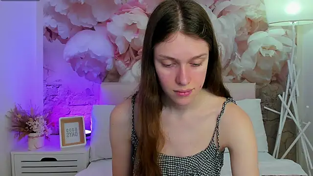 Snapshot of JaneBrowni chatting on 03/21/25, 01:12 JaneBrowni online show from 03/21/25, 01:12