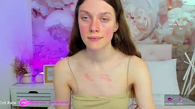 Snapshot of JaneBrowni chatting on 10/26/25, 02:01 JaneBrowni online show from 10/26/25, 02:01