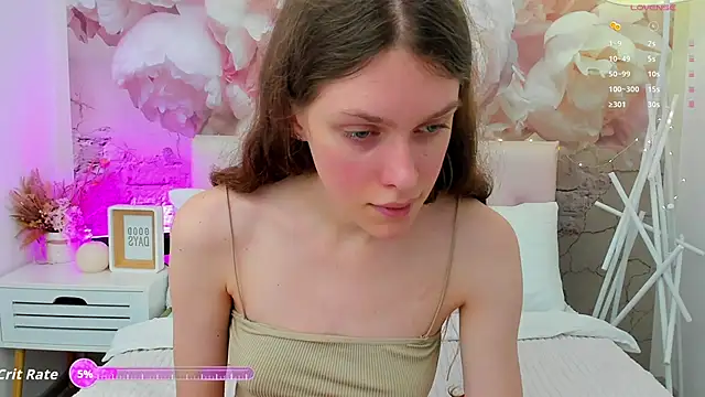 Snapshot of JaneBrowni chatting on 10/31/25, 01:23 JaneBrowni online show from 10/31/25, 01:23