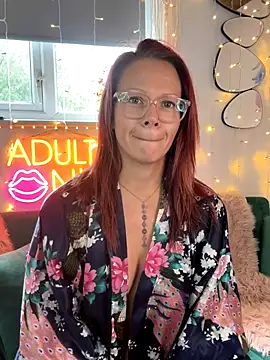 Snapshot of MelodyRoseUk chatting on 09/18/25, 10:50 MelodyRoseUk online show from 09/18/25, 10:50