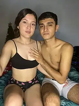 Snapshot of Jonlis01 chatting on 12/18/24, 02:17 Jonlis01 online show from 12/18/24, 02:17