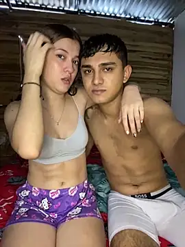 Snapshot of Jonlis01 chatting on 02/11/25, 03:29 Jonlis01 online show from 02/11/25, 03:29