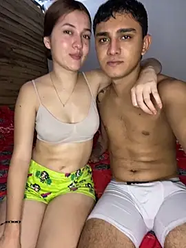 Snapshot of Jonlis01 chatting on 02/14/25, 04:41 Jonlis01 online show from 02/14/25, 04:41