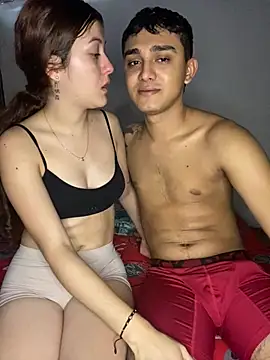 Snapshot of Jonlis01 chatting on 02/15/25, 04:01 Jonlis01 online show from 02/15/25, 04:01