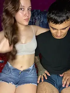 Snapshot of Jonlis01 chatting on 03/22/25, 07:42 Jonlis01 online show from 03/22/25, 07:42