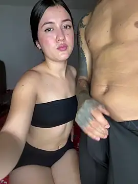 Snapshot of Jonlis01 chatting on 11/13/25, 04:17 Jonlis01 online show from 11/13/25, 04:17