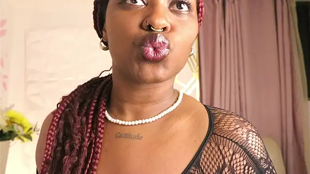 Snapshot of justnala_ chatting on 02/27/25, 04:09 justnala online show from 02/27/25, 04:09