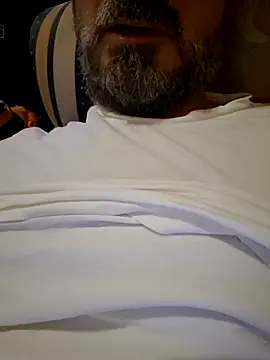 Snapshot of 1talianBeutifulCock chatting on 01/20/25, 01:00 1talianBeutifulCock online show from 01/20/25, 01:00