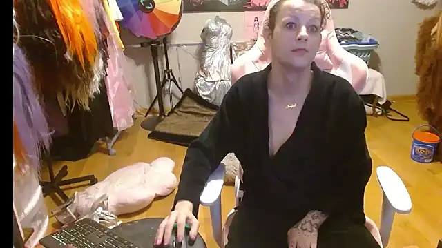 jessy0504 online show from 02/02/25, 10:46