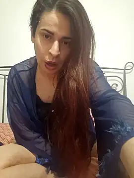 Snapshot of perla97 chatting on 12/10/24, 09:00 perla97 online show from 12/10/24, 09:00