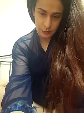 Snapshot of perla97 chatting on 12/11/24, 11:51 perla97 online show from 12/11/24, 11:51