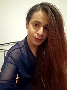 Snapshot of perla97 chatting on 12/12/24, 01:06 perla97 online show from 12/12/24, 01:06