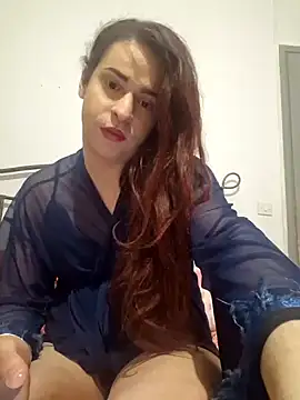 Snapshot of perla97 chatting on 12/17/24, 04:53 perla97 online show from 12/17/24, 04:53