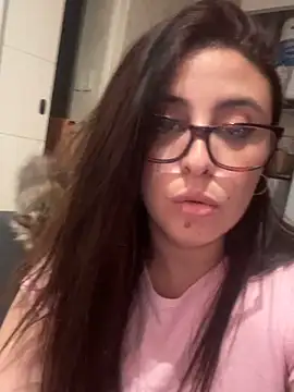 maipilu online show from 10/25/25, 06:54