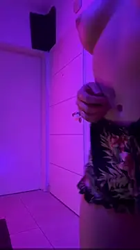 maipilu online show from 11/22/25, 09:03