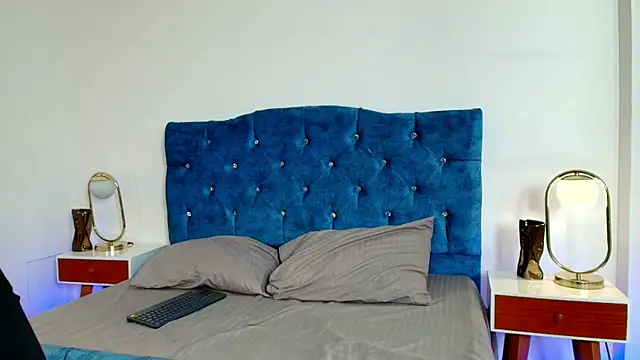 Snapshot of Andrewfalcon chatting on 02/05/25, 12:38 Andrewfalcon online show from 02/05/25, 12:38