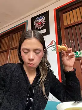 Petite amor2 online show from 11/03/25, 02:40